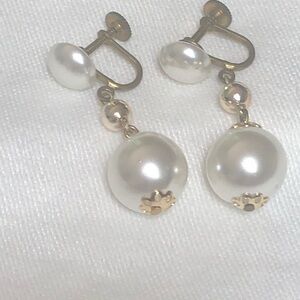 Elegant Pearl Drop Earrings